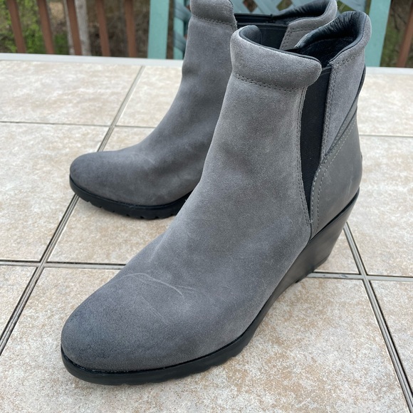 SOREL After Hours Chelsea Wedge Ankle Booties - Picture 3 of 13
